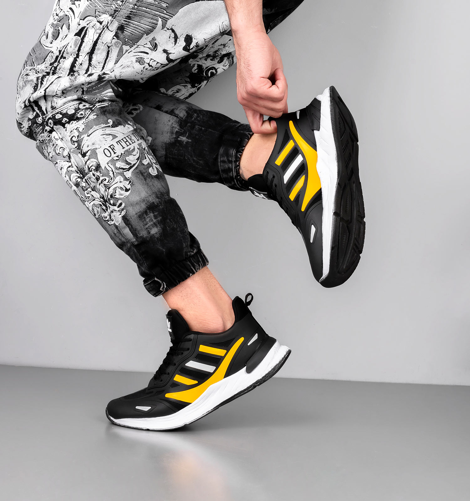 کفش ورزشی مردانه Adidas مدل 26652