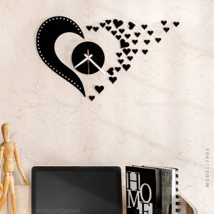 ساعت دیواری روکش مخمل طرح Love