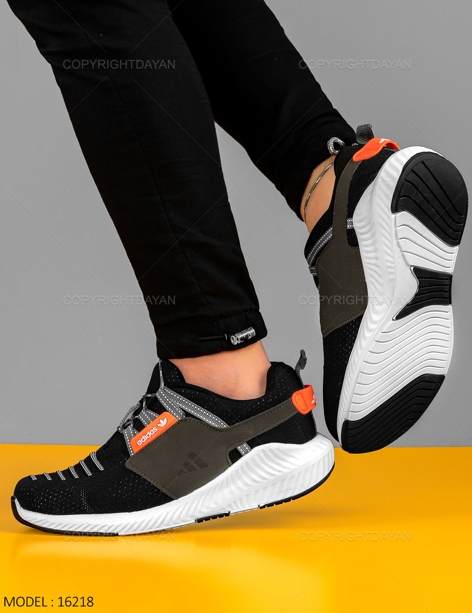 کفش ورزشی مردانه Adidas مدل 16218