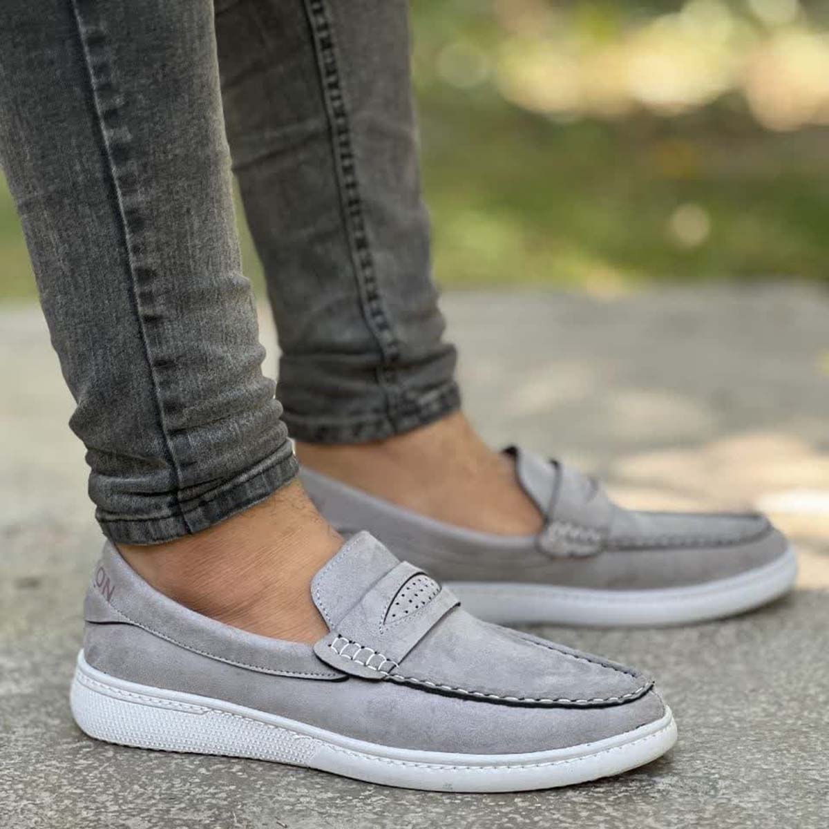 کفش کالج طوسی روشن مردانه مدل Aril