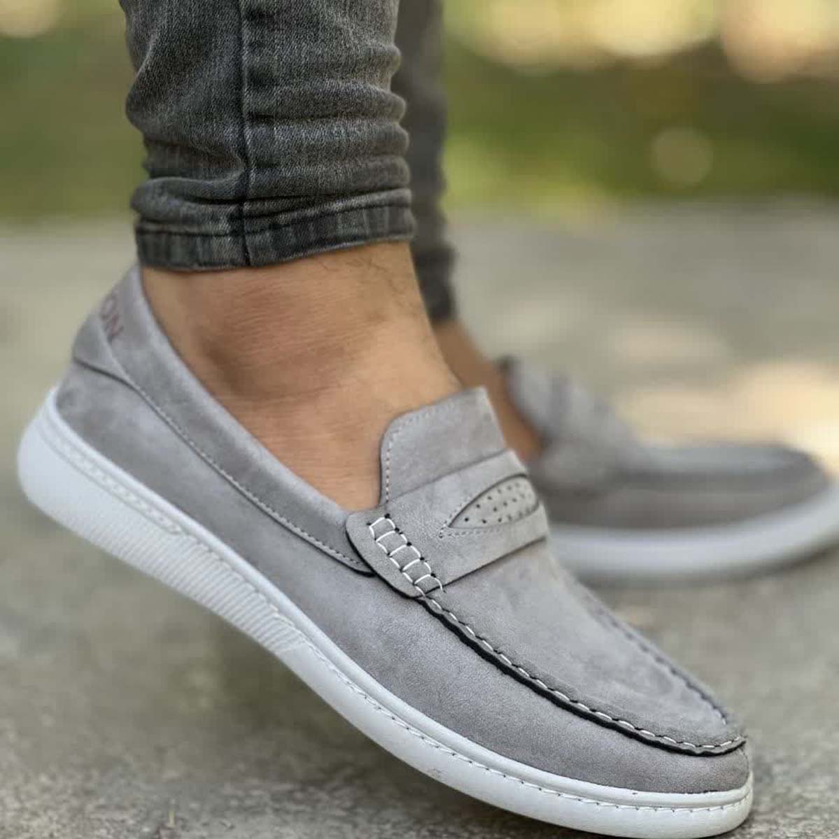 کفش کالج طوسی روشن مردانه مدل Aril