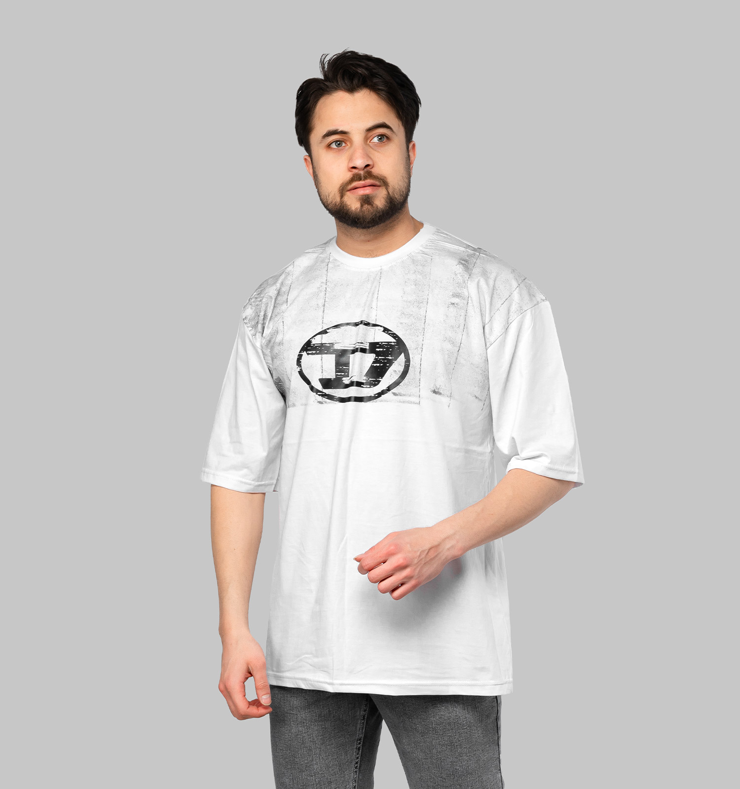 تیشرت لش Diesel یقه گرد مردانه سفید طرحدار مدل 46939