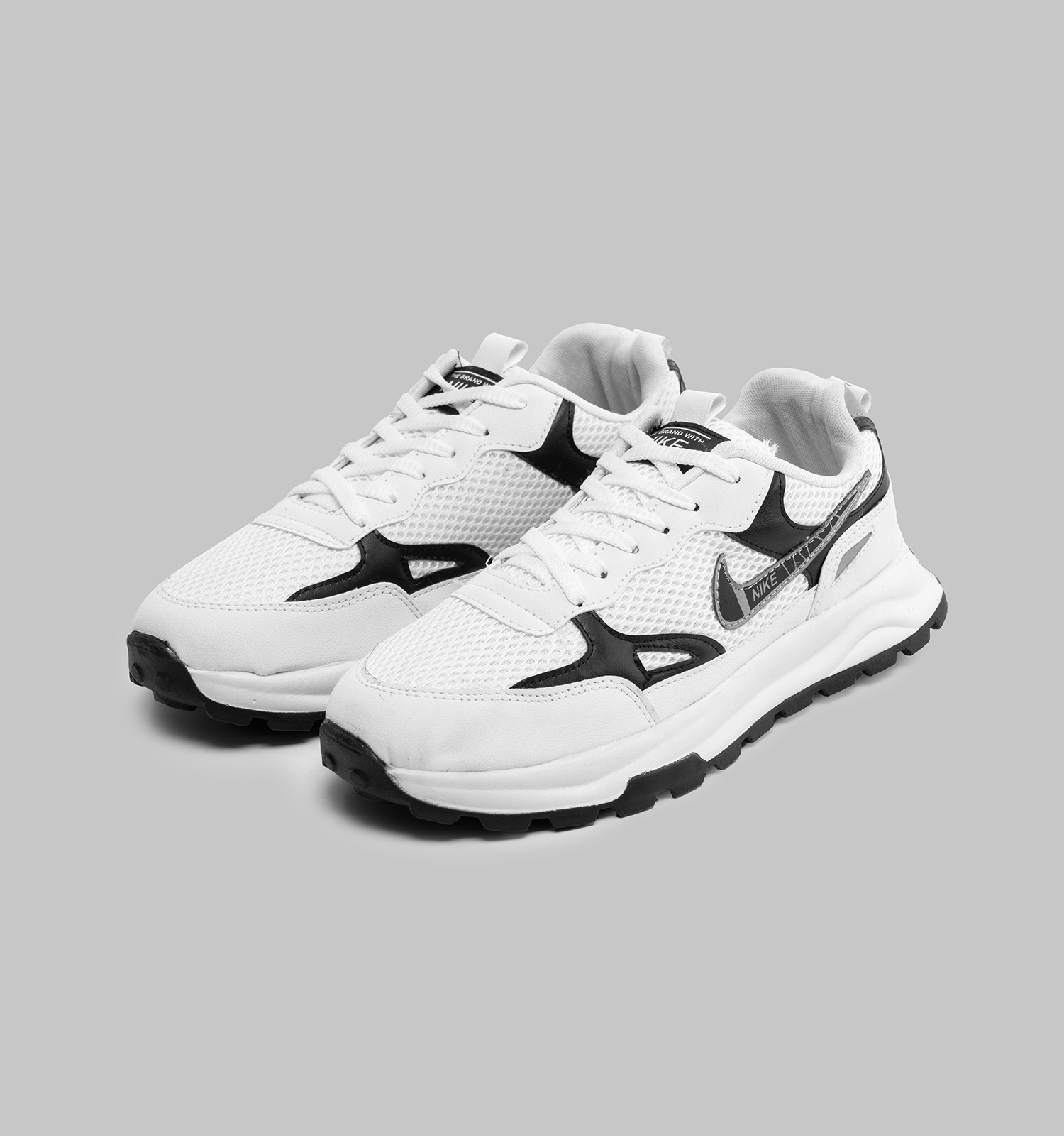 کفش اسپرت Nike مردانه سفید بندی مدل 47950