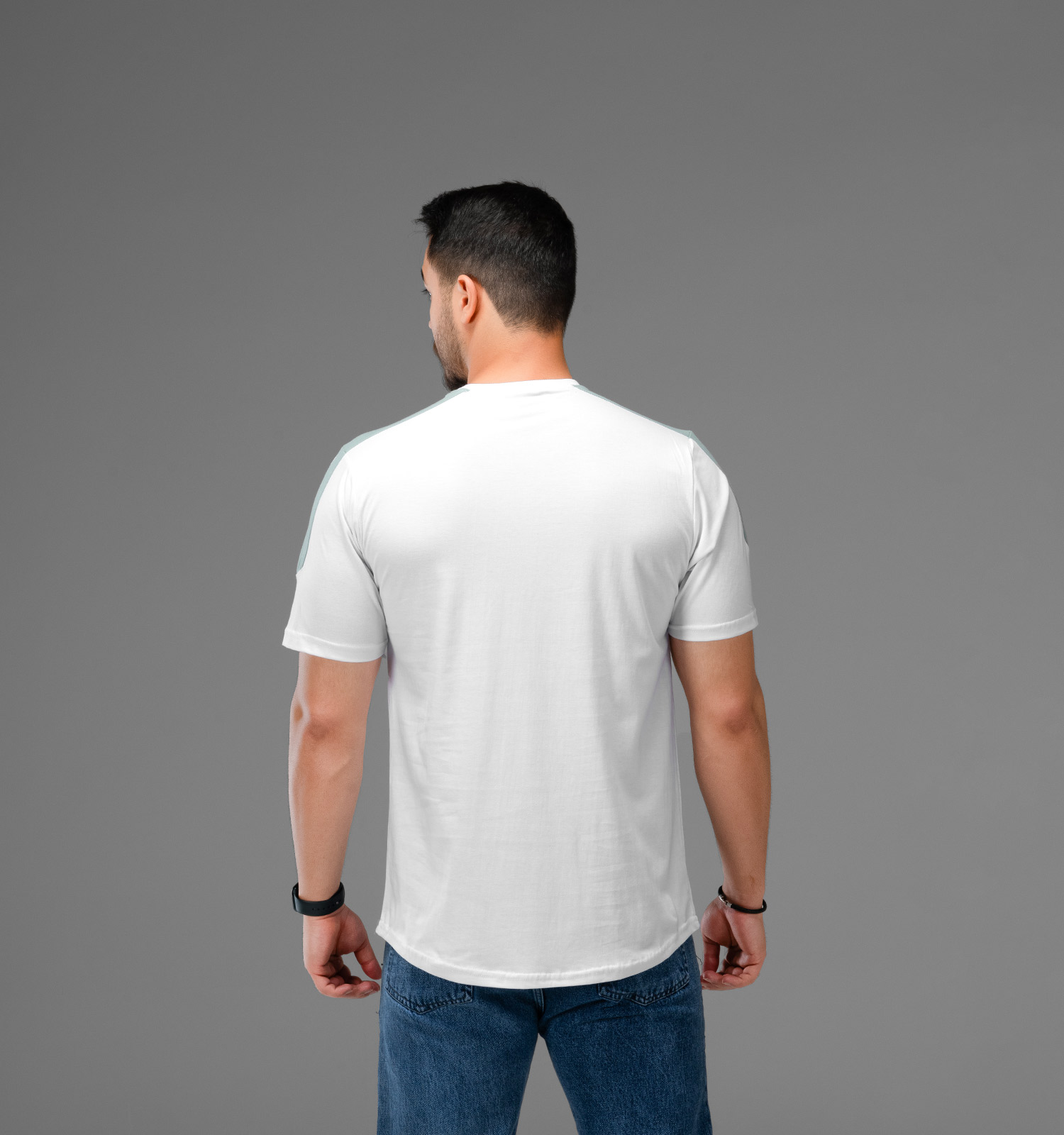 تیشرت pegador یقه گرد مردانه سفید نخ پنبه طرحدار مدل 47577
