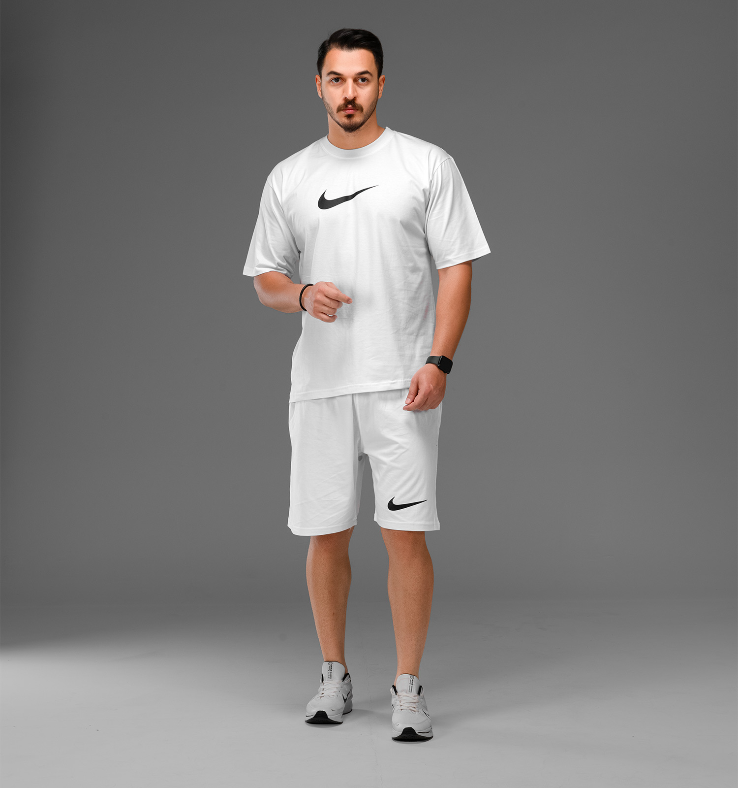 ست تیشرت شلوارک مردانه طرحدار Nike یقه گرد سفید مدل 47711