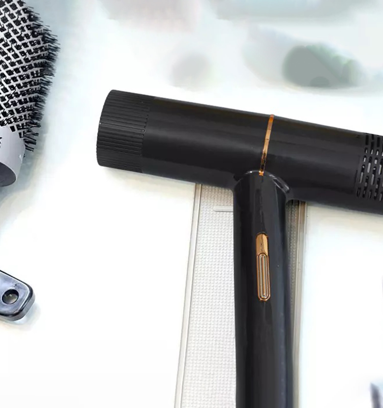 سشوار مسافرتی مدل 48262