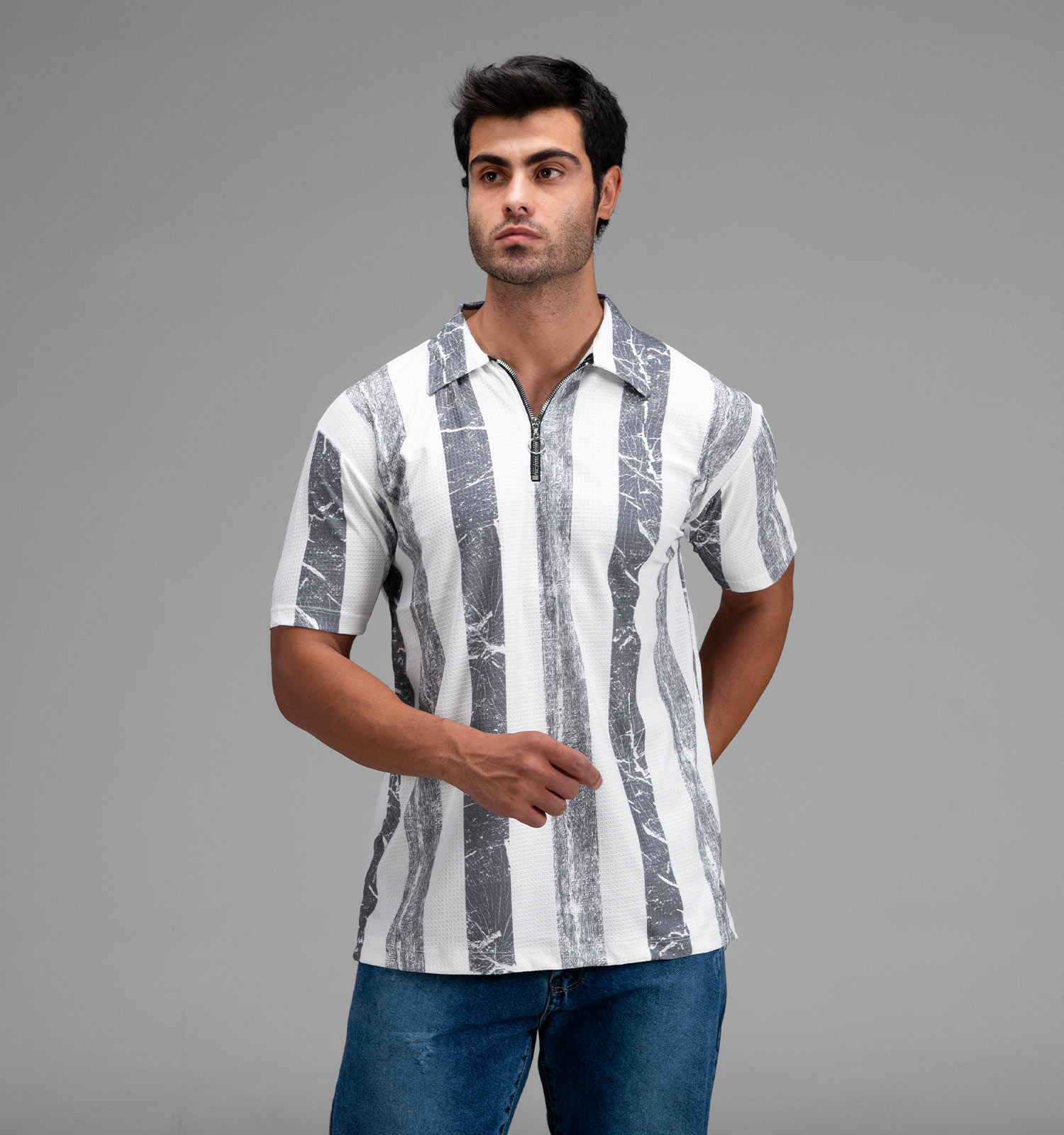 تیشرت یقه دار نیم زیپ مردانه نخ پنبه طرحدار مدل 48392