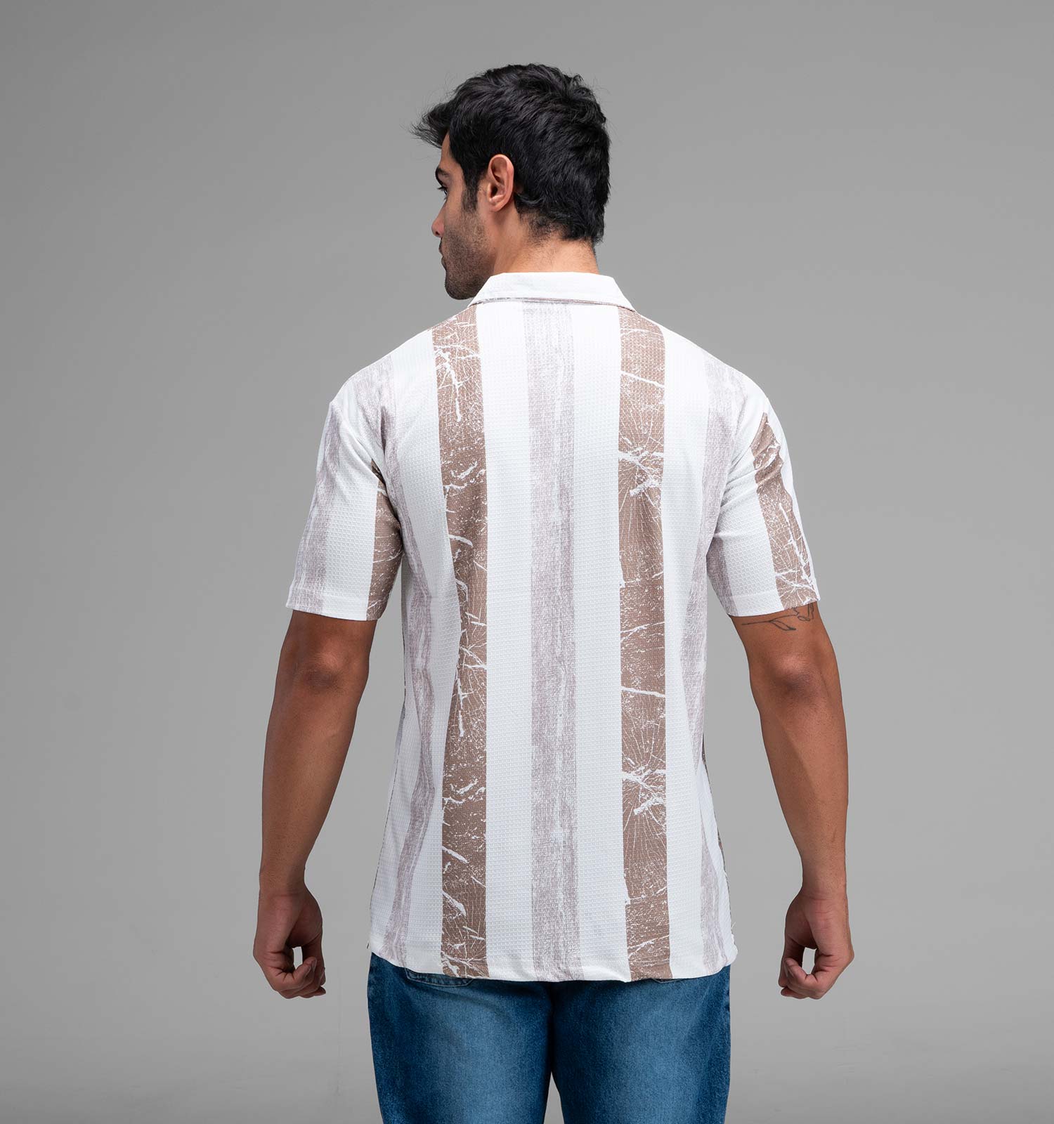 تیشرت یقه دار نیم زیپ مردانه نخ پنبه طرحدار مدل 48393