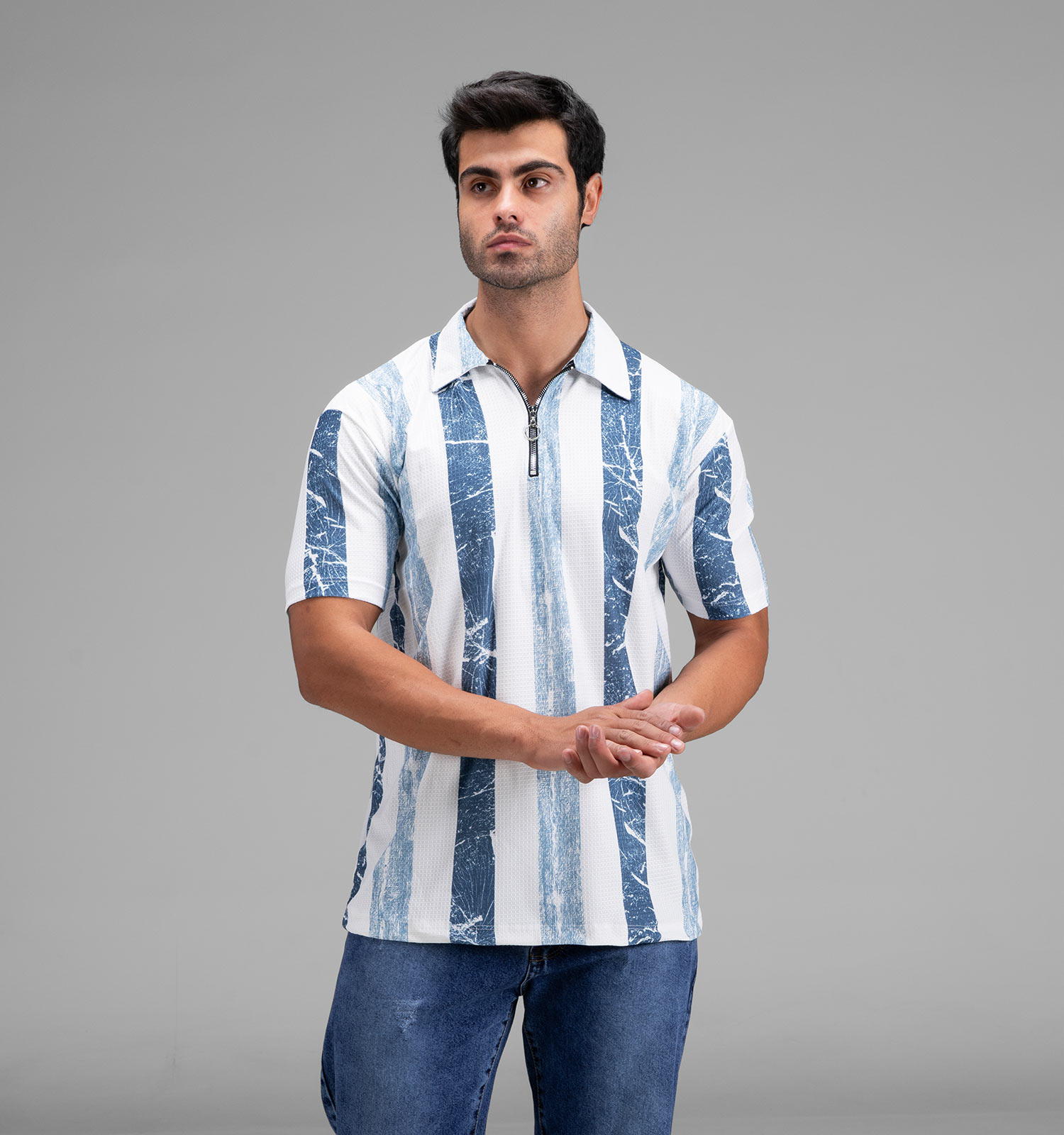 تیشرت یقه دار نیم زیپ مردانه نخ پنبه طرحدار مدل 48391