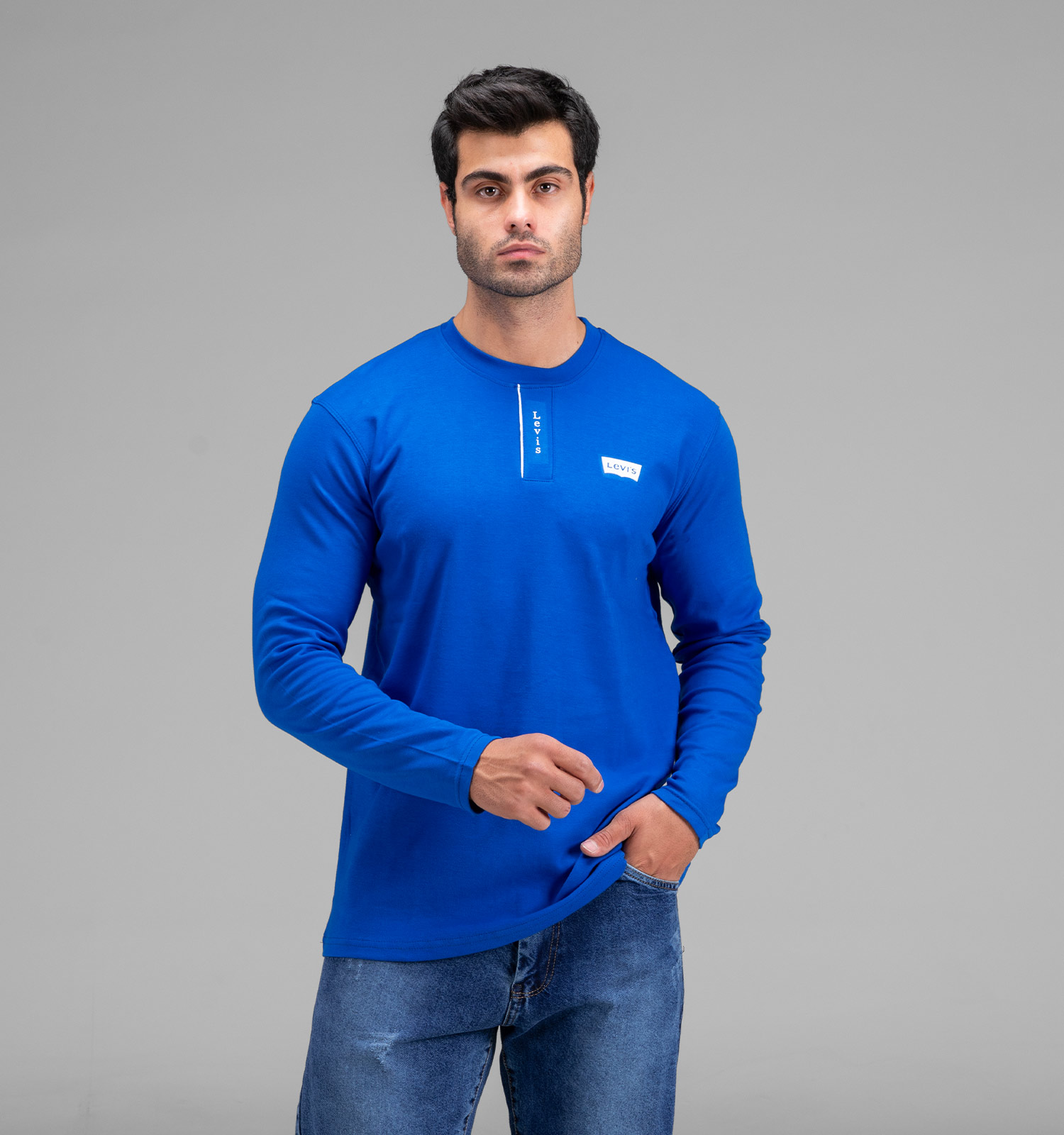 بلوز یقه گرد مردانه نخ پنبه ساده Levis مدل 48376