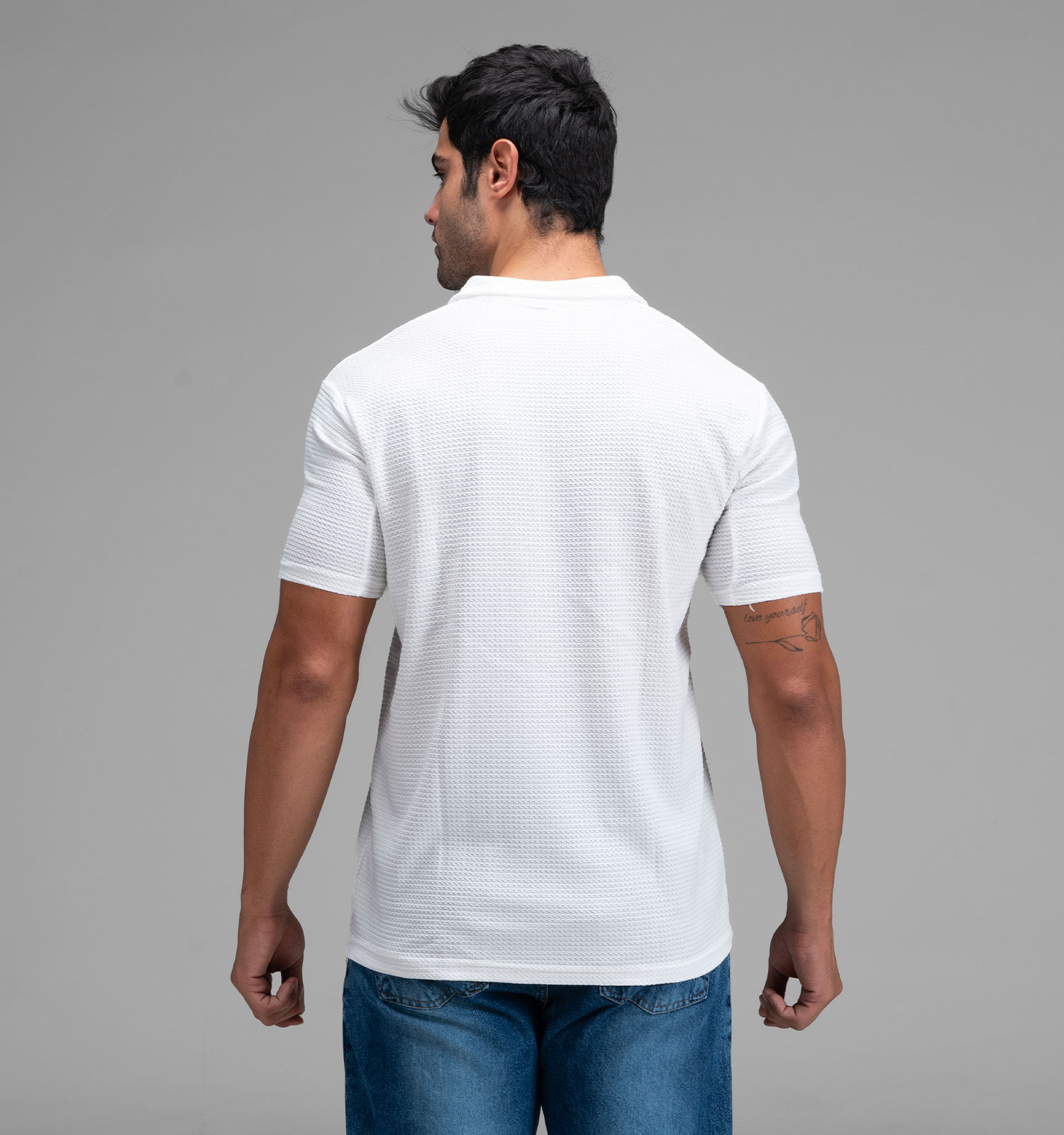 تیشرت یقه دار مردانه سفید مراکشی ساده مدل 48355