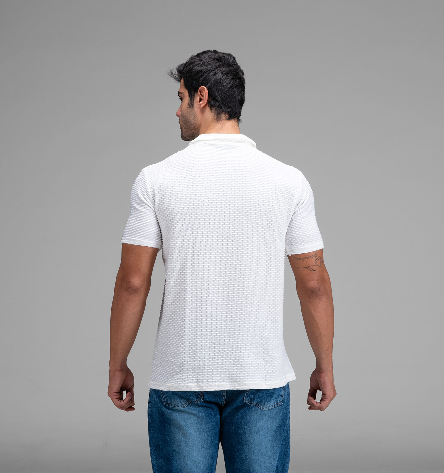 تیشرت یقه دار نیم زیپ مردانه سفید مراکشی ساده مدل 48347