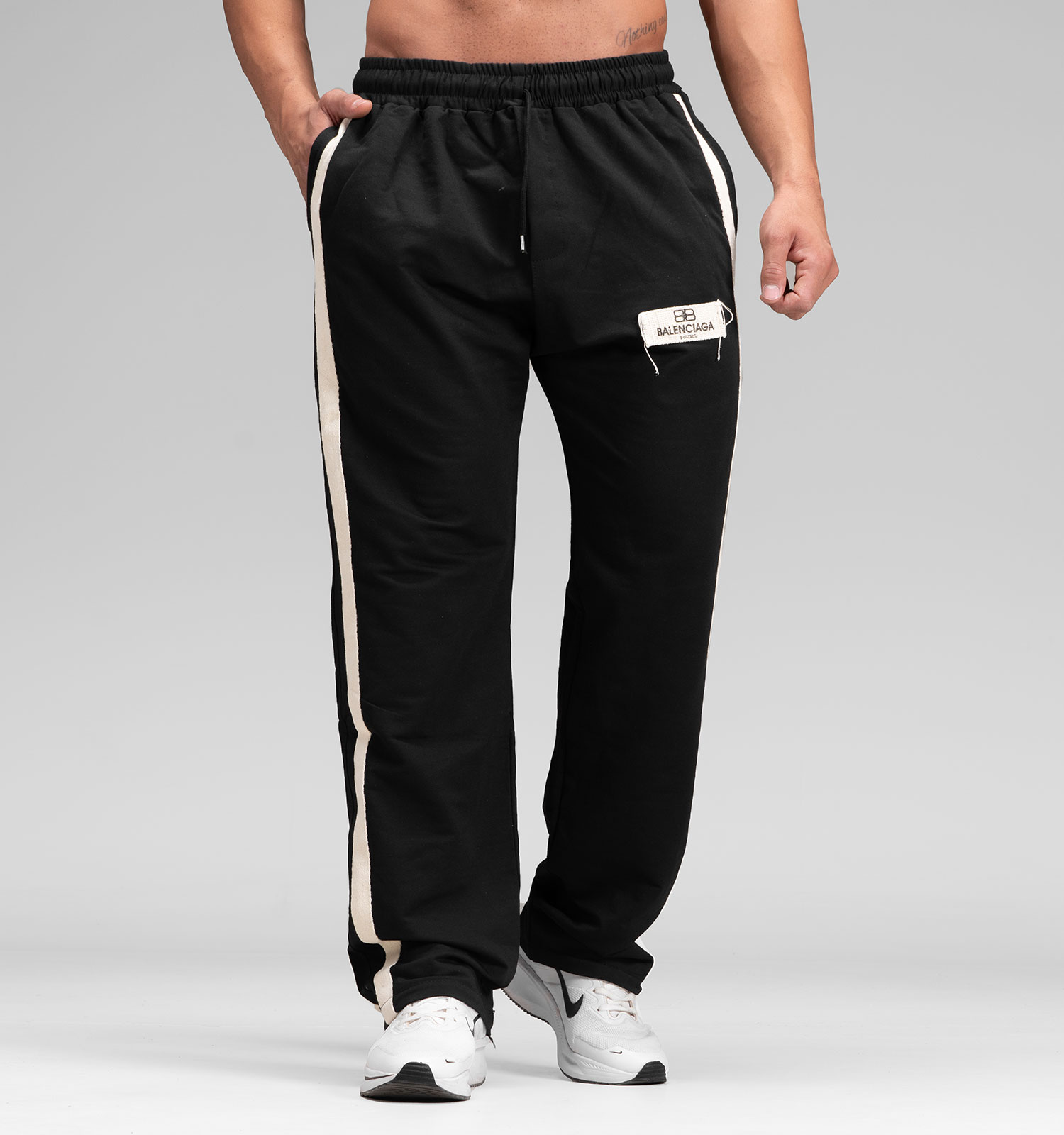 شلوار اسپرت نیم بگ مردانه مشکی Balenciaga مدل 48447