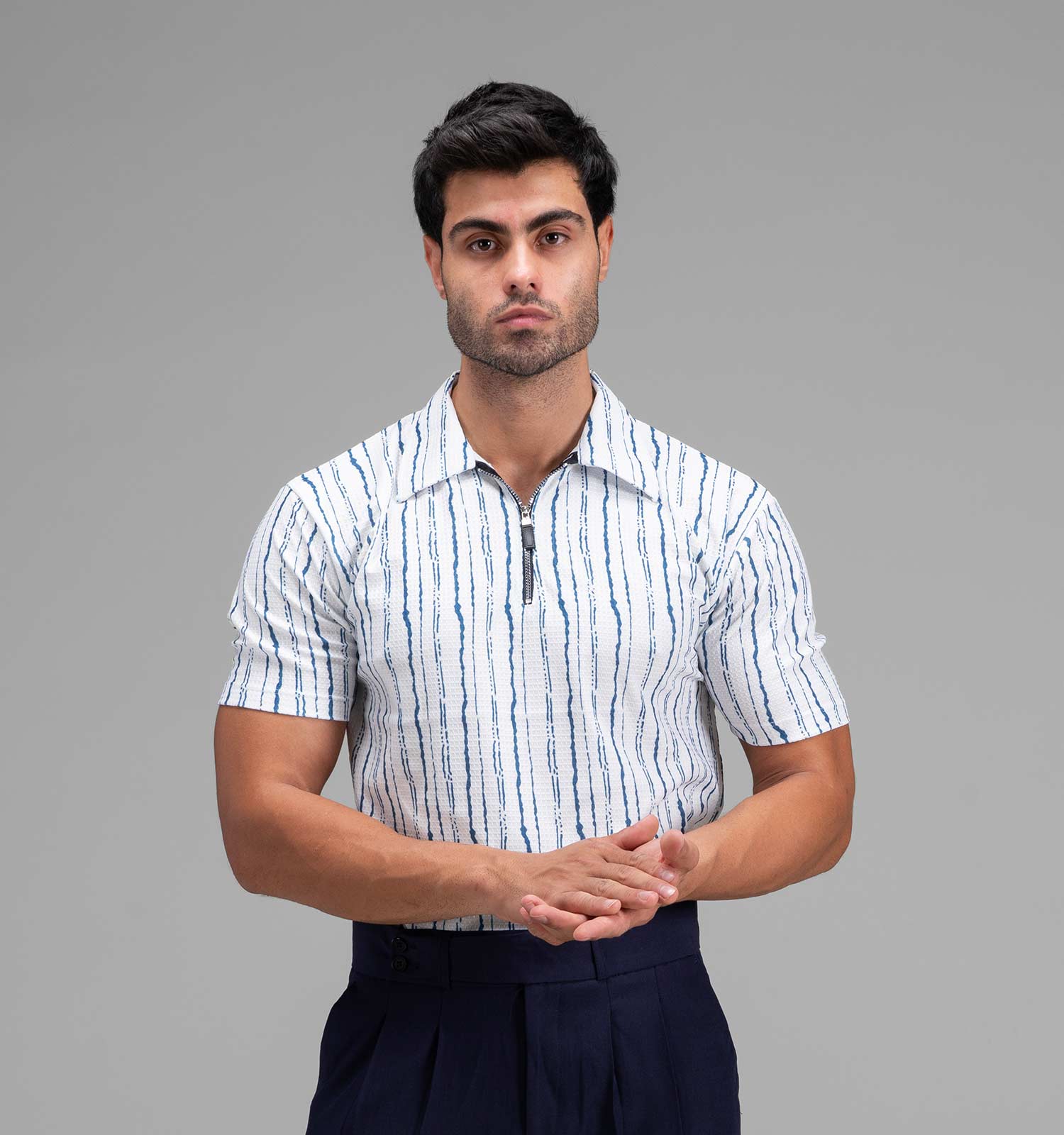 تیشرت یقه دار نیم زیپ مردانه نخ پنبه طرحدار مدل 48415