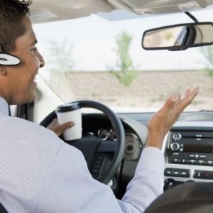 لوازم جانبی موبایل که باید زمان سفر در خودرو شخصیتان داشته باشید