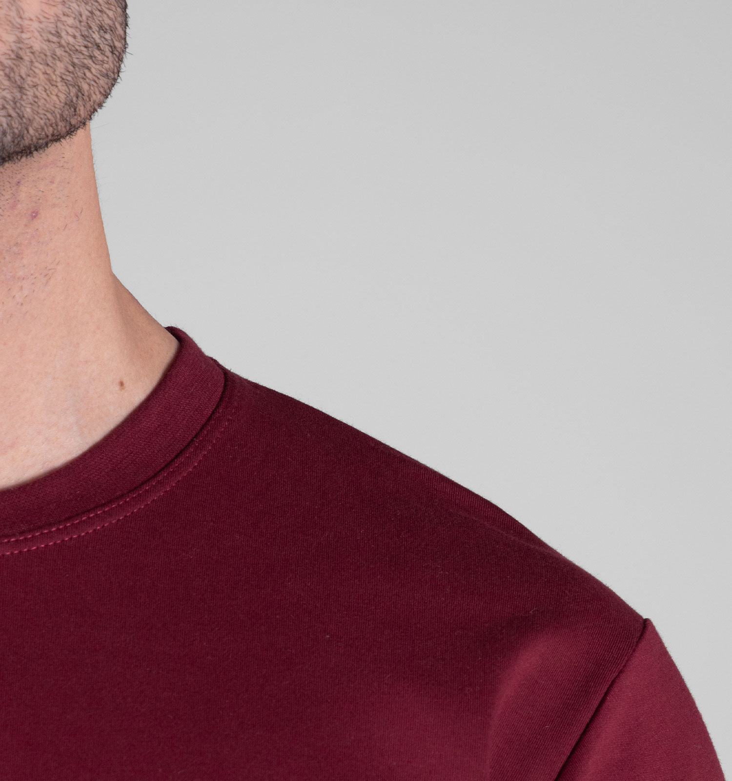 بلوز دورس مردانه یقه گرد زرشکی طرحدار مدل 49164