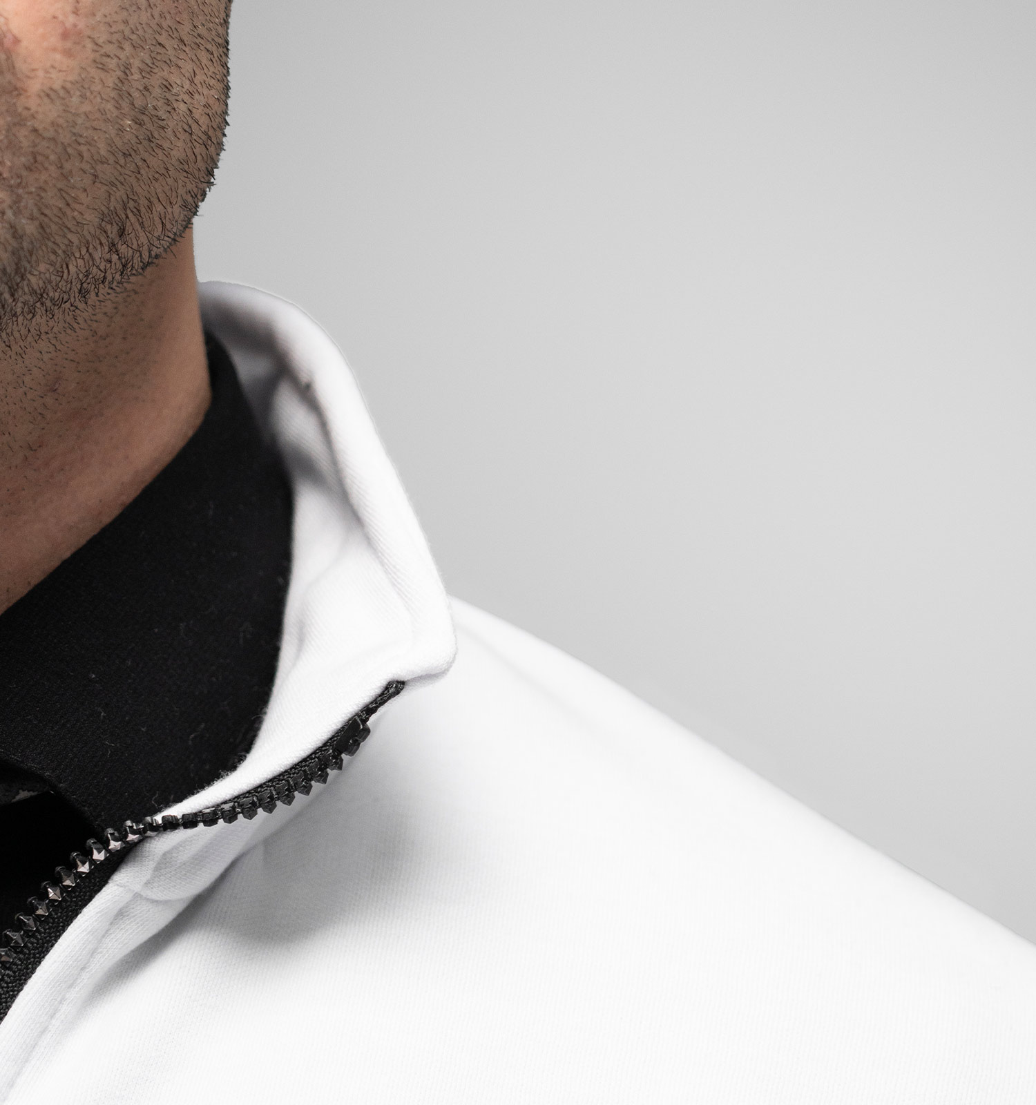 بلوز دورس نیم زیپ مردانه سفید ساده مدل 49261