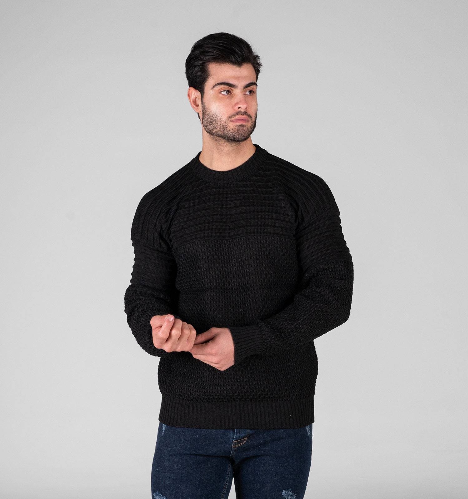 بافت مردانه یقه گرد مشکی فری سایز طرحدار مدل 49317