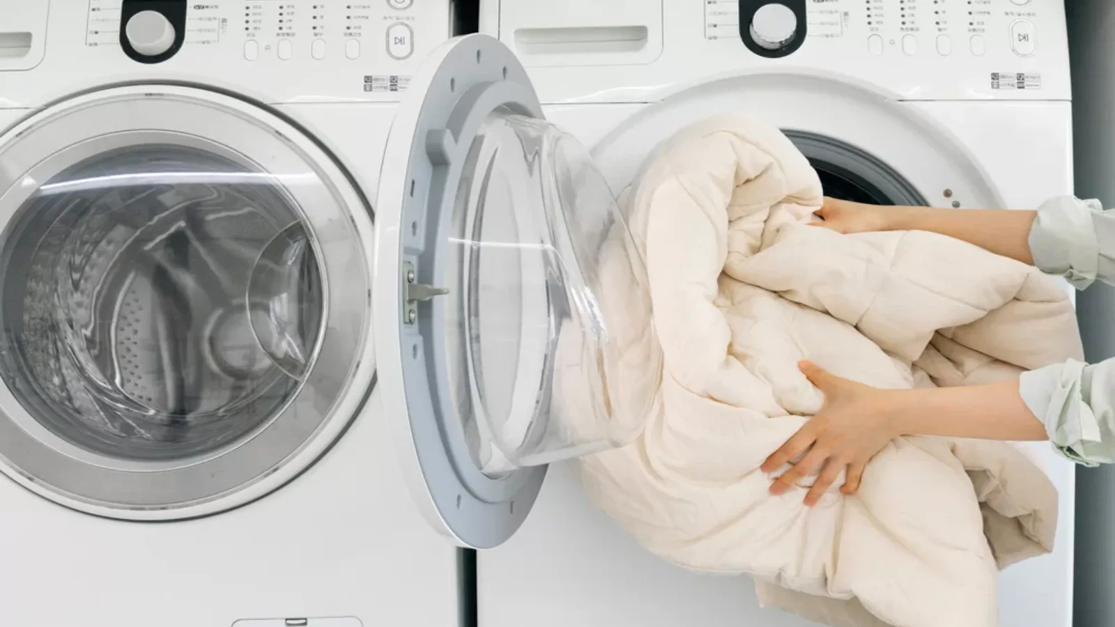 آبهترین روش شستن پتوهای ضخیم و نازک در خانه