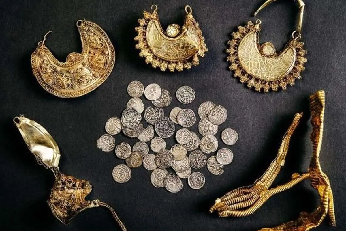 درباره زیورآلات مردم ماقبل تاریخ؛ از دندان خرس تا کهربا!