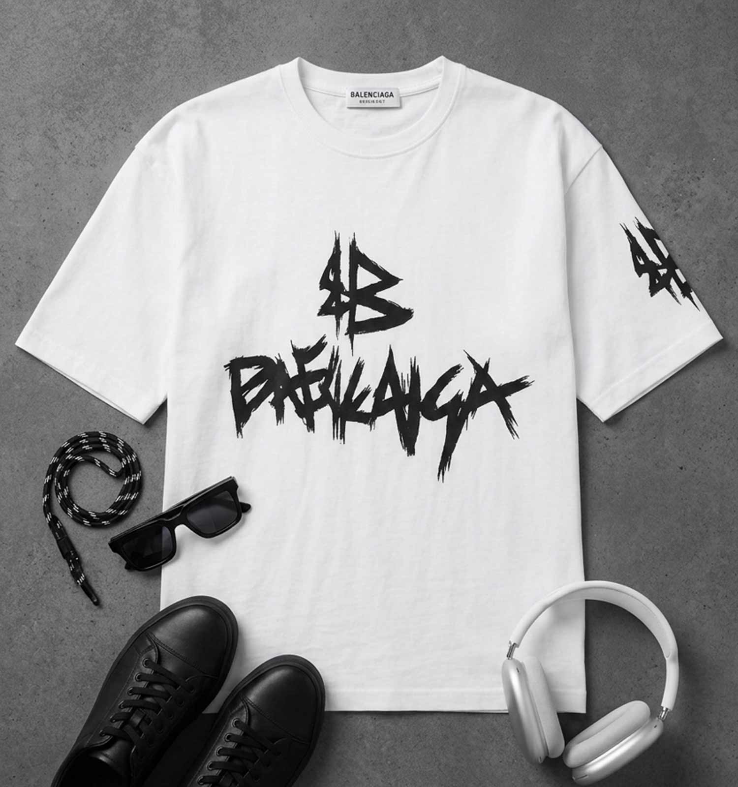 تیشرت Balenciaga یقه گرد مردانه باکسی سفید نخ پنبه طرحدار مدل 50084