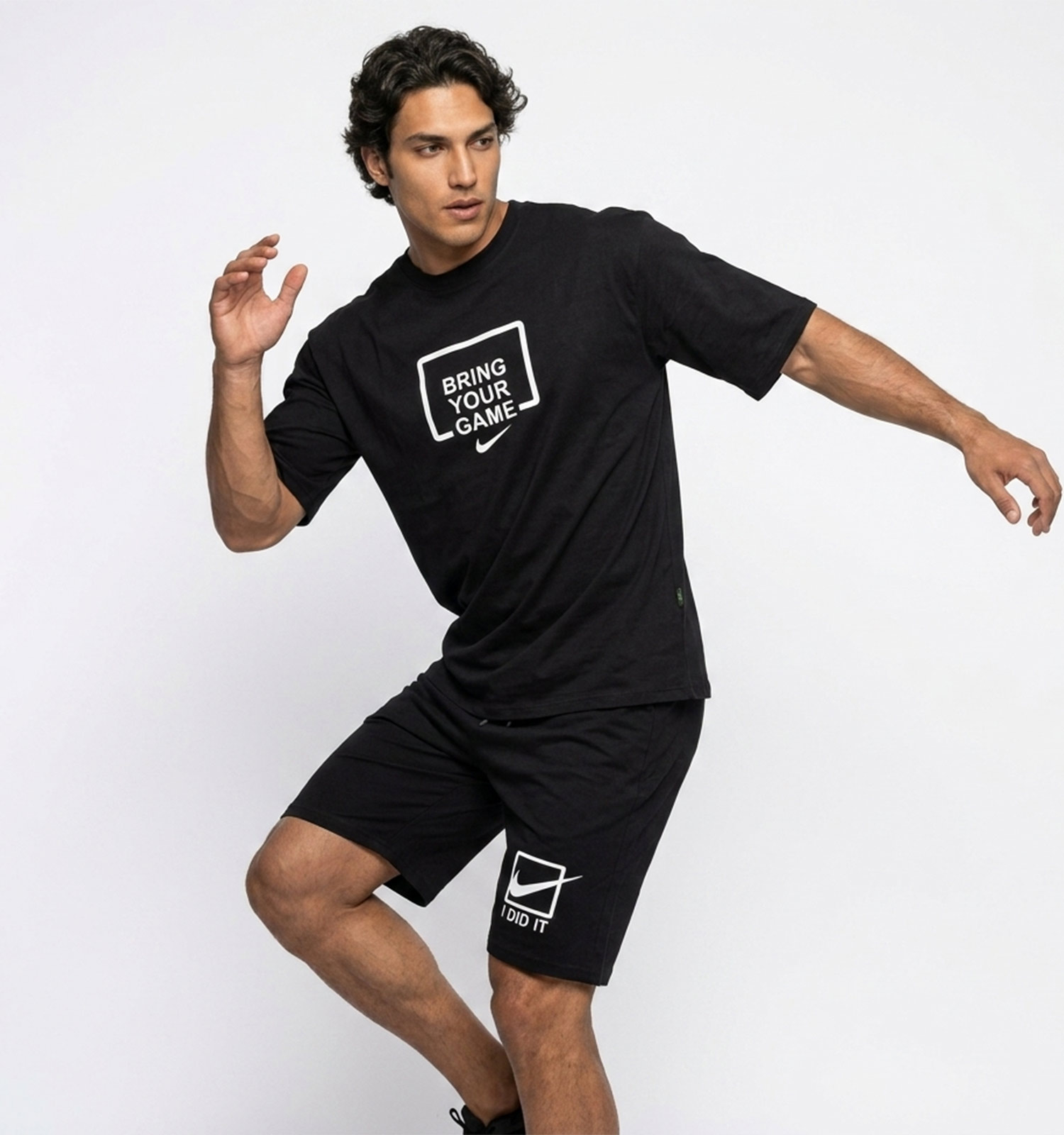 ست مردانه تیشرت شلوارک نخ پنبه مشکی Nike طرحدار مدل 50308