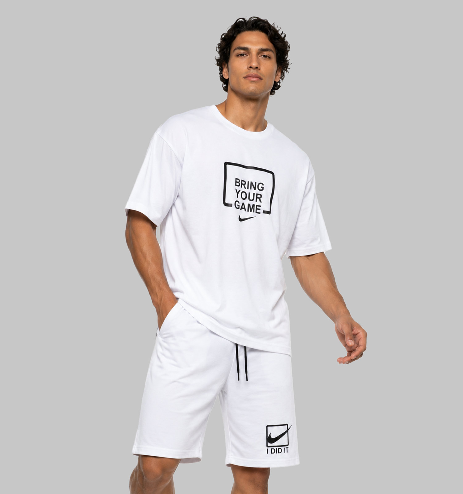ست مردانه تیشرت شلوارک نخ پنبه سفید Nike طرحدار مدل 50307