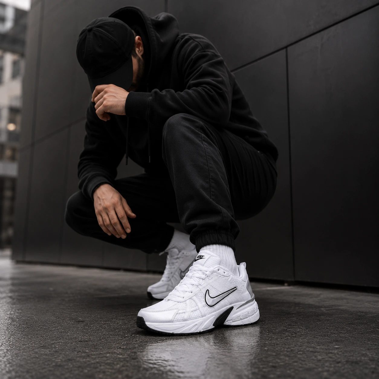 کفش ورزشی نایک وی تو کی ران NIKE V2K RUN سفید