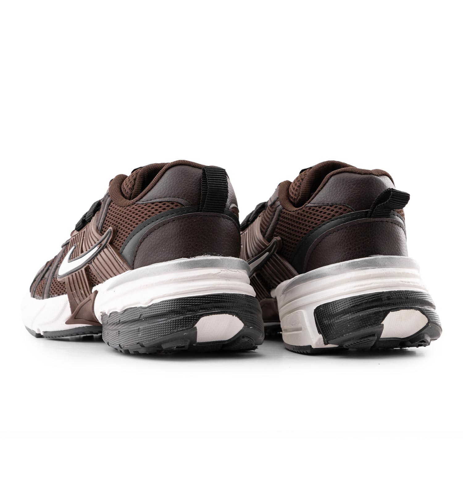 کفش مردانه اسپرت چرم مصنوعی قهوه ای سفید Nike مدل 50680