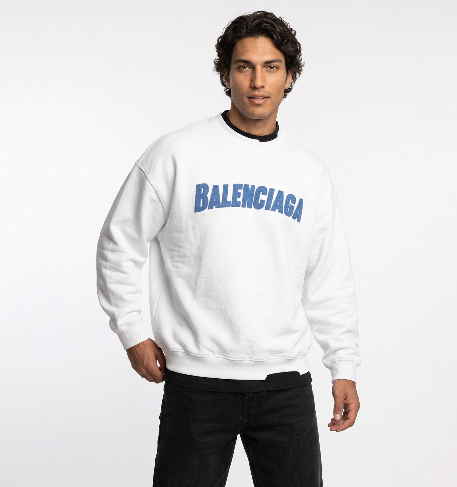 بلوز یقه گرد مردانه باکسی طرحدار سه نخ پنبه سفید Balenciaga مدل 51423