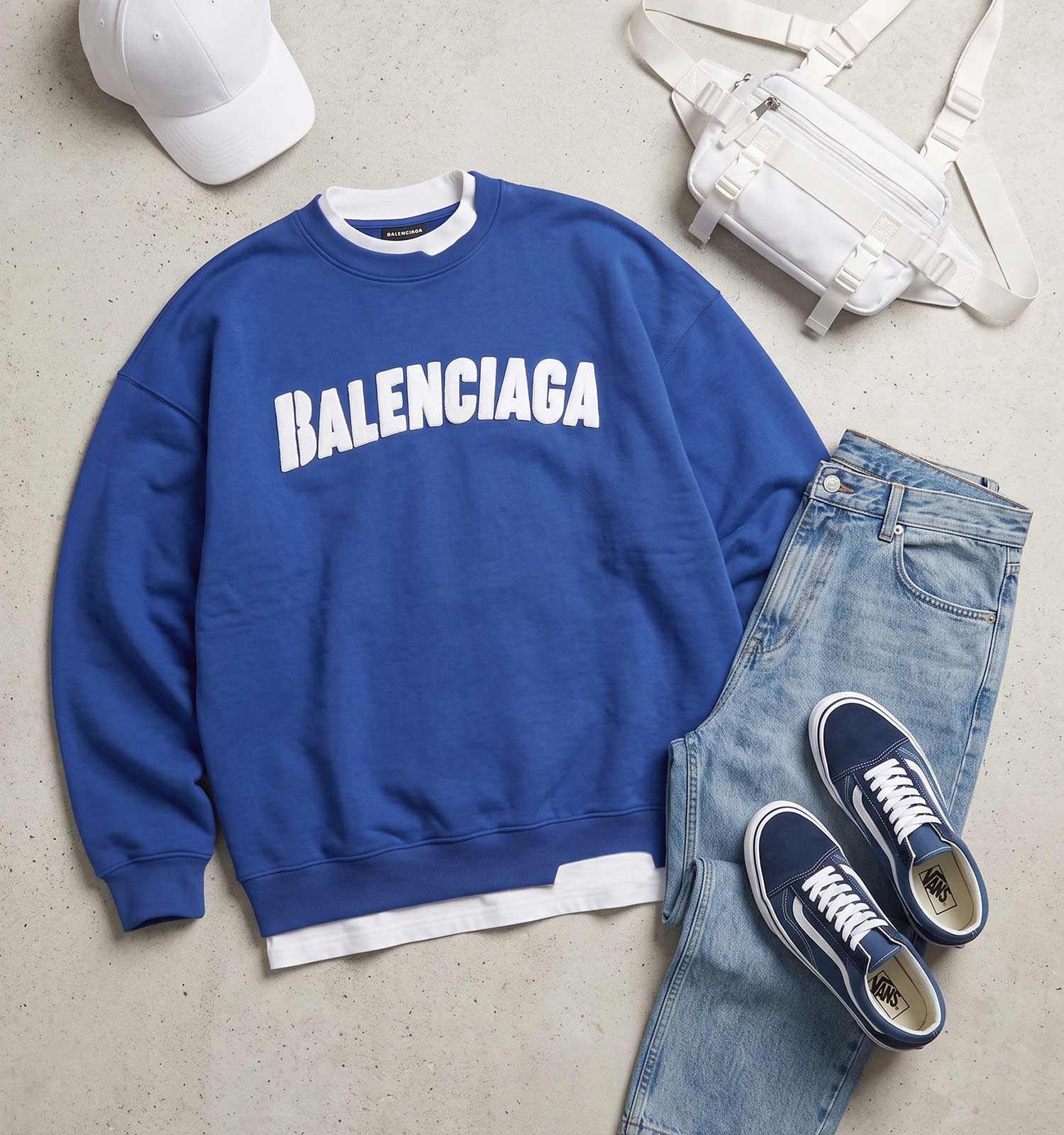 بلوز یقه گرد مردانه باکسی طرحدار سه نخ پنبه آبی Balenciaga مدل 51420