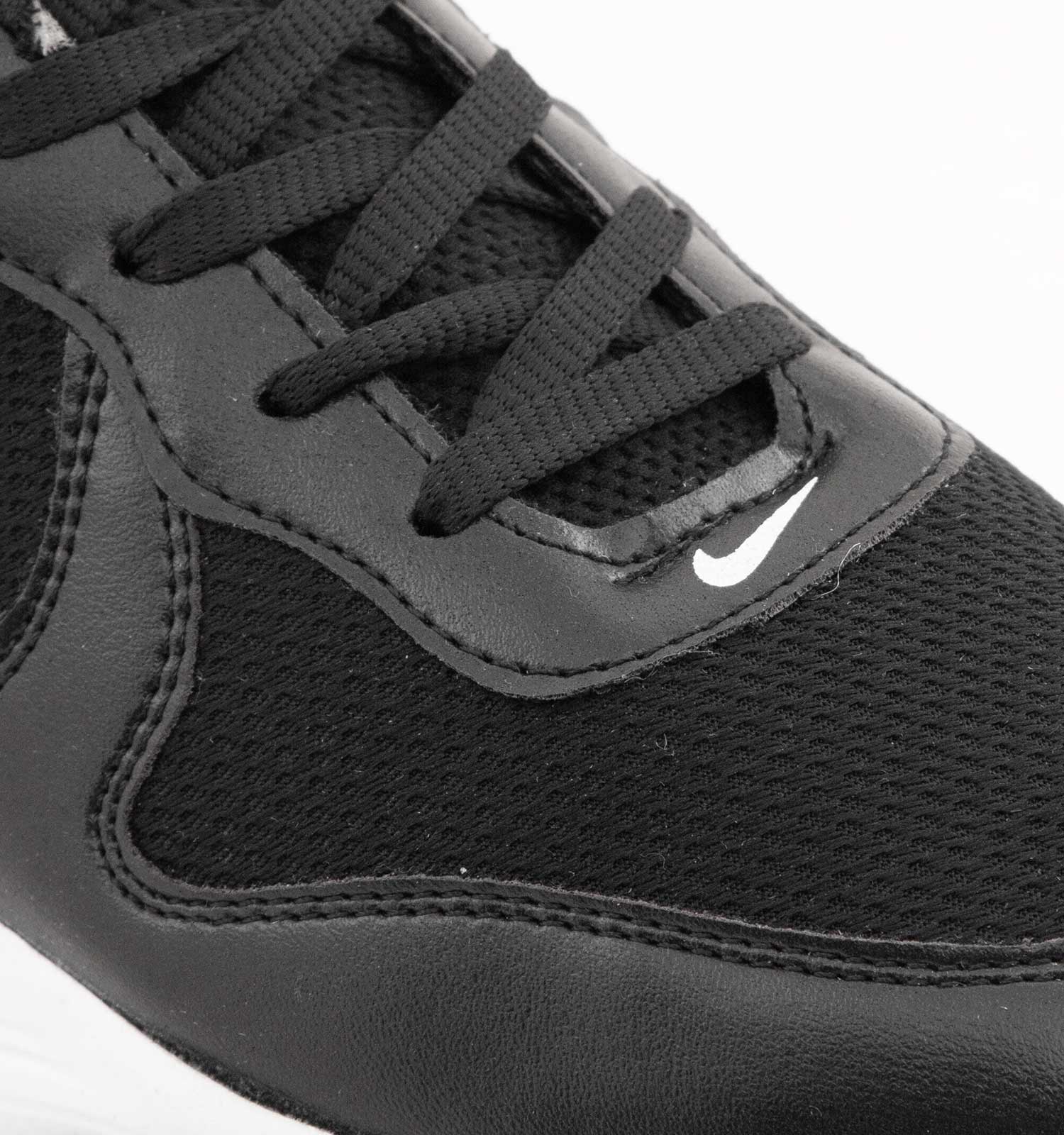 کفش مردانه اسپرت چرم مصنوعی مشکی سفید Nike مدل 51516