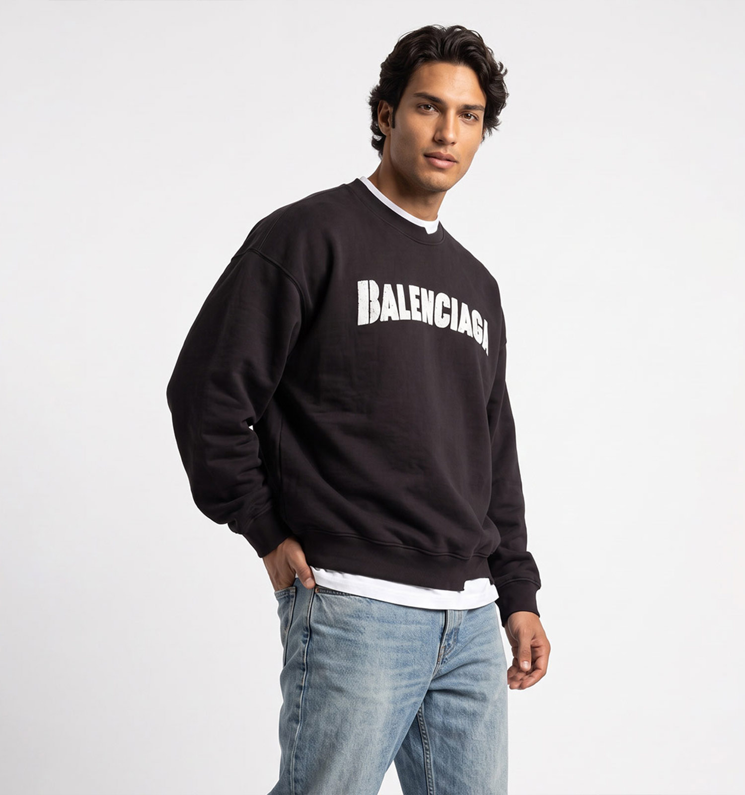 بلوز یقه گرد مردانه باکسی طرحدار سه نخ پنبه مشکی Balenciaga مدل 51424