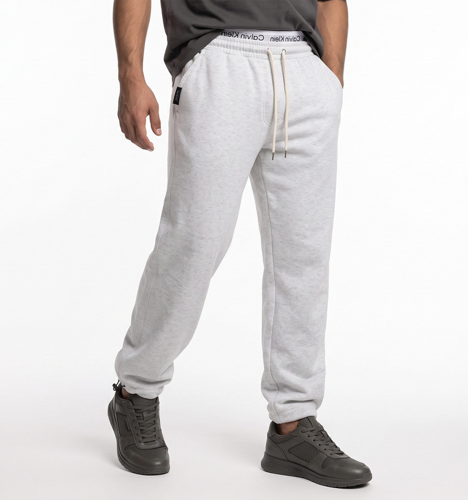 شلوار مردانه جاگر ساده دو نخ پنبه طوسی روشن CalvinKlein مدل 51501